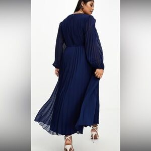 BR dress M w/ lining